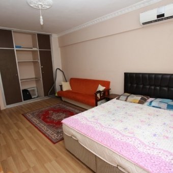 Akçay Sarıkız'da Eşyalı Sezonluk Kiralık Yazlık