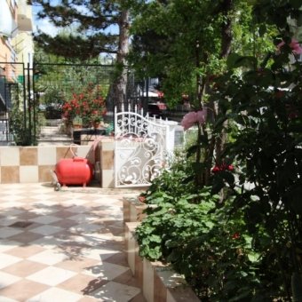 Akçay Sarıkız'da Eşyalı Sezonluk Kiralık Yazlık