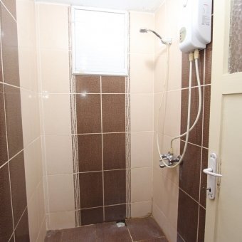 Akçay Merkez'de Sezonluk Eşyalı Kiralık Yazlık