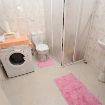Akçay'da satılık  ön cephe  doğalgazlı  otoparklı  masrafsız 2+1 daire.