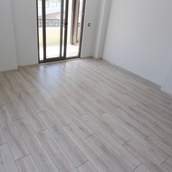 Akçay Altınkum'da satılık 2+1 arakat sıfır daire