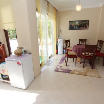 AKÇAY YENİMAHALEDE SATILIK DENİZE 50M 375M ARSA İÇİNDE MÜSTAKİL VİLLA