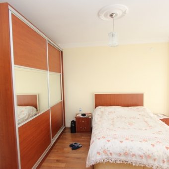 AKÇAY YENİMAHALEDE SATILIK DENİZE 50M 375M ARSA İÇİNDE MÜSTAKİL VİLLA