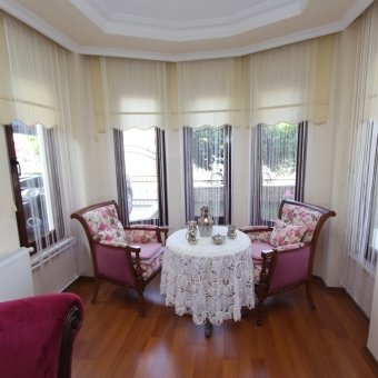 AKÇAY YENİMAHALEDE SATILIK DENİZE 50M 375M ARSA İÇİNDE MÜSTAKİL VİLLA