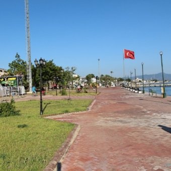 Akçay Merkezde Denize 40 Metre Mesafede Deniz Manzaralı 3+1 Eşyalı Günlük Kiralık Daire