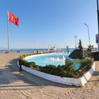 Akçay Merkezde Denize 40 Metre Mesafede Deniz Manzaralı 3+1 Eşyalı Günlük Kiralık Daire