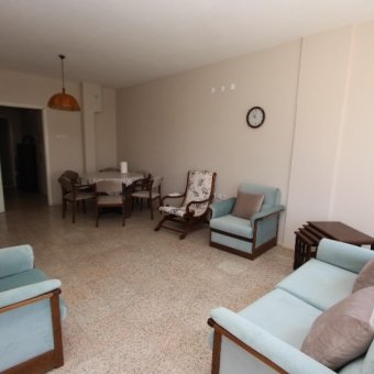 AKÇAY YENİMAHALLEDE SATILIK DENİZE 30.M MANZARALI ARA KAT ÖN CEPHE 2+1 DAİRE