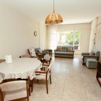 AKÇAY YENİMAHALLEDE SATILIK DENİZE 30.M MANZARALI ARA KAT ÖN CEPHE 2+1 DAİRE