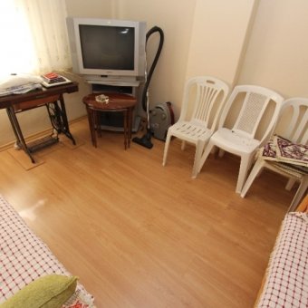 Akçay Merkezde 3+1 Giriş Üstü Satılık Daire