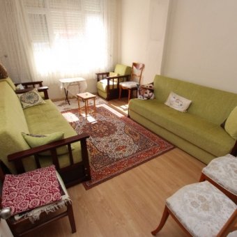 Akçay Merkezde 3+1 Giriş Üstü Satılık Daire