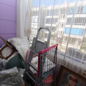 Akçay Sarıkız'da 150 Metrekare 3+1 Giriş Üstü Satılık Daire