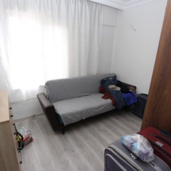 Akçay Merkezde Satılık 3+1 Ara Kat Daire