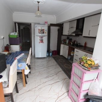 Akçay Merkezde Satılık 3+1 Ara Kat Daire