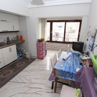 Akçay Merkezde Satılık 3+1 Ara Kat Daire