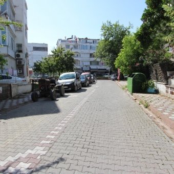 Akçay Merkez'de 2+1 Eşyalı Yüksek Giriş Kat Satılık Daire