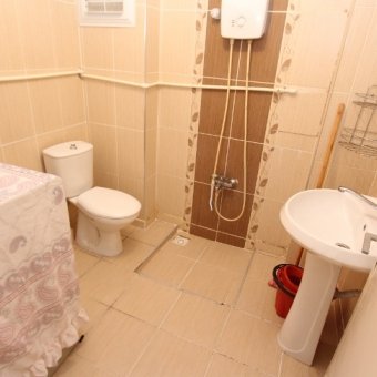 Akçay Merkez'de 2+1 Eşyalı Yüksek Giriş Kat Satılık Daire