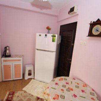 Akçay Merkez'de 2+1 Eşyalı Yüksek Giriş Kat Satılık Daire