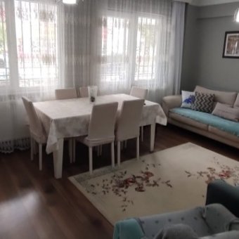 Akçay Altınkum'da Eşyalı Yüksek Giriş Kat Kiralık Daire