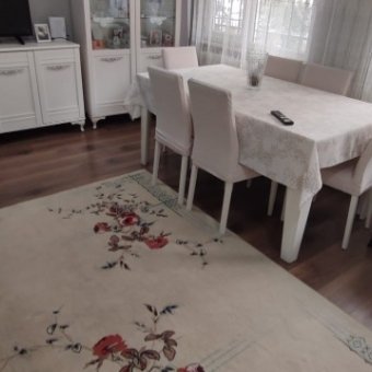 Akçay Altınkum'da Eşyalı Yüksek Giriş Kat Kiralık Daire