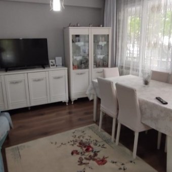 Akçay Altınkum'da Eşyalı Yüksek Giriş Kat Kiralık Daire