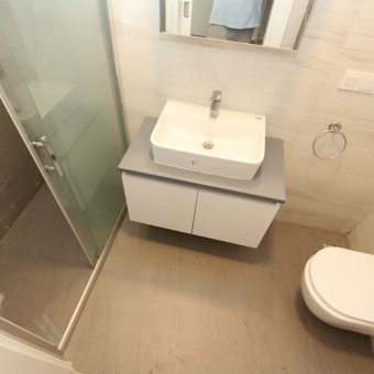 Edremit Güre'de Havuzlu Site İçinde Kiralık Villa