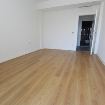 Edremit Güre'de Havuzlu Site İçinde Kiralık Villa