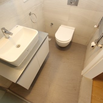 Edremit Güre'de Havuzlu Site İçinde Kiralık Villa