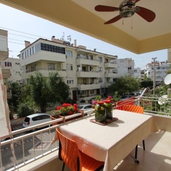 Akçay Sarıkız Mahallesinde Giriş Üstü 2+1 Masrafsız Satılık Daire