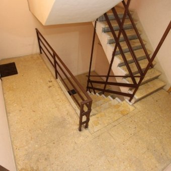 Akçay Sarıkız Mahallesinde Giriş Üstü 2+1 Masrafsız Satılık Daire