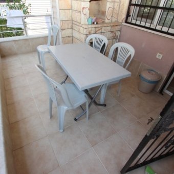 Balıkesir Edremit Akçay Mahallesinde Öğrenciye Ve Öğretmene 3+1 Giriş Üstü 130 Metrekare Eşyalı Kiralık Daire