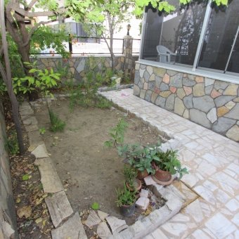 Balıkesir Edremit Akçay Mahallesinde Öğrenciye Ve Öğretmene 3+1 Giriş Üstü 130 Metrekare Eşyalı Kiralık Daire
