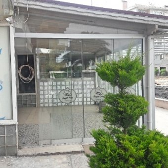 REPAL' den Sarımsaklı Merkezde Deniz Manzaralı Satılık İşyeri.