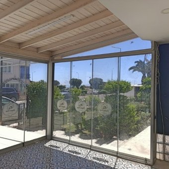 REPAL' den Sarımsaklı Merkezde Deniz Manzaralı Satılık İşyeri.