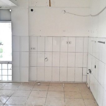 REPAL' den Sarımsaklı Merkezde Deniz Manzaralı Satılık İşyeri.