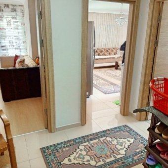 REPAL' den Sarımsaklı Merkezde 2+1 Eşyalı Site İçinde Satılık Daire.