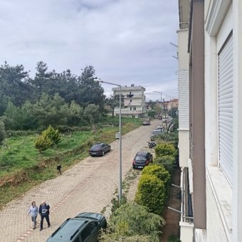 REPAL' den Sarımsaklı Merkezde 2+1 Eşyalı Site İçinde Satılık Daire.
