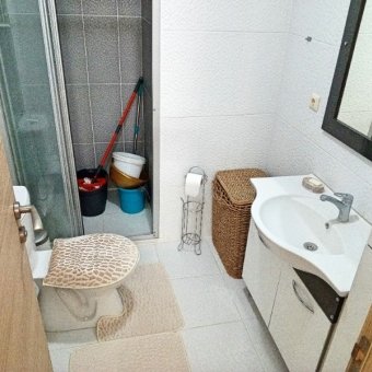 REPAL' den Sarımsaklı Merkezde 2+1 Eşyalı Site İçinde Satılık Daire.