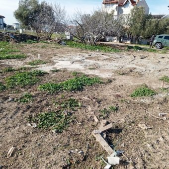 Ayvalık Altınova' da Denize Yakın Konut İmarlı Arsa.