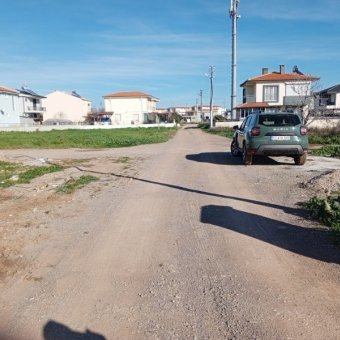 Ayvalık Altınova' da Denize Yakın Konut İmarlı Arsa.