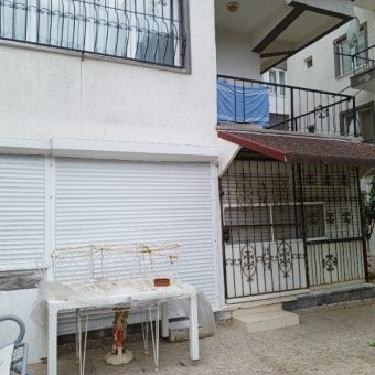 Ayvalık Sarımsaklı Merkezde 2+1 Eşyalı Satılık Daire.