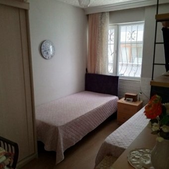 Ayvalık Sarımsaklı Merkezde 2+1 Eşyalı Satılık Daire.