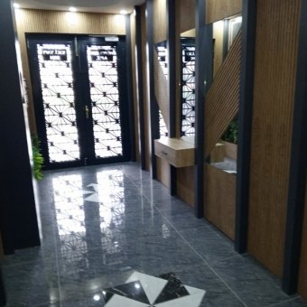 Ayvalık Altınova Merkezde  Yeni Binada Sıfır 2+1 Satılık Daire.