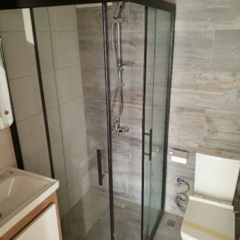 Ayvalık Altınova Merkezde  Yeni Binada Sıfır 2+1 Satılık Daire.