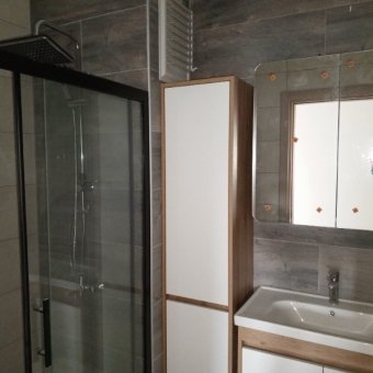 Ayvalık Altınova Merkezde  Yeni Binada Sıfır 2+1 Satılık Daire.