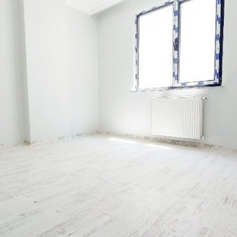 Bahçelievler Soğanlı satılık 2+1 ara kat daire.