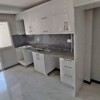 Bahçelievler  Şirinevler satılık 4+2 sıfır dubleks daire.