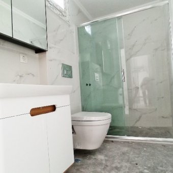 Bahçelievler merkez mah. Satılık 2+1 ara kat sıfır  otoparklı daire.