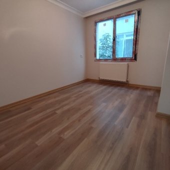 Bahçelievler Soğanlı satılık sıfır 2+1 ara kat daire.