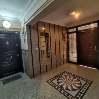 Bahçelievler  Siyavuşpaşa Satılık 4+2 geniş yeni dubleks daire.