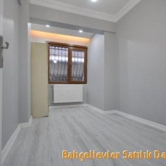 Bahçelievler Cumhuriyet mah. Satılık sıfır 2+1 daire.